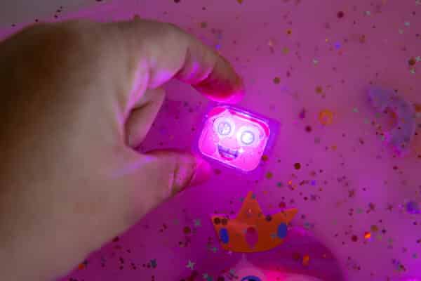 Glo Pals Light up cubes - Ida (4st)