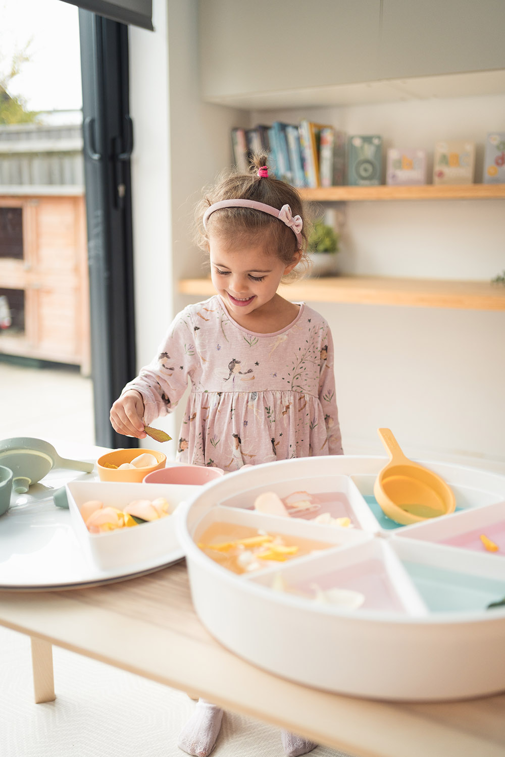 Inspire My Play Play Tray met deksel en 6 uitneembare bakjes - Afbeelding 3