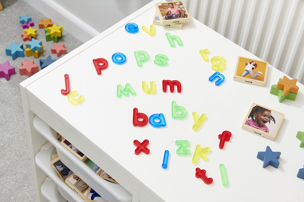 TickiT Gekleurde Kleine Letters - Afbeelding 2