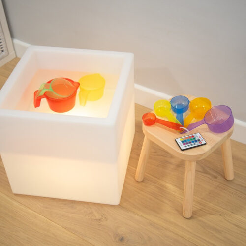 Alternative view of TickiT sensorische licht- en watertafel VIERKANT