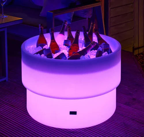 TickiT sensorische licht en watertafel in het donker
