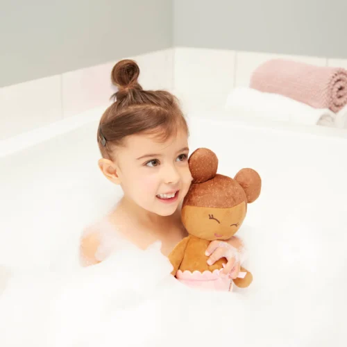 Alternative view of LullaBaby Zachte Badpop – Meisje met bruin haar | Groot